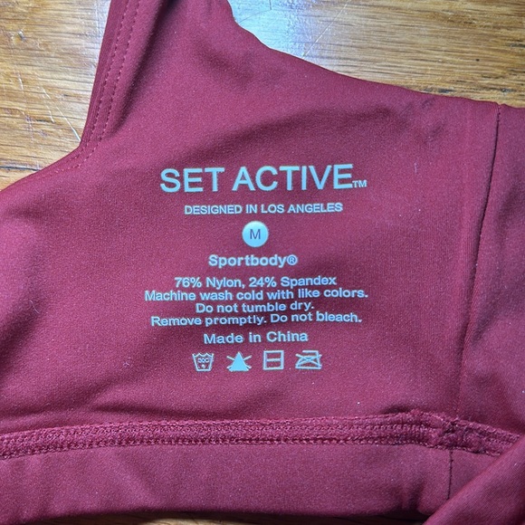 Set Active Sports Bra - Picture 3 of 3